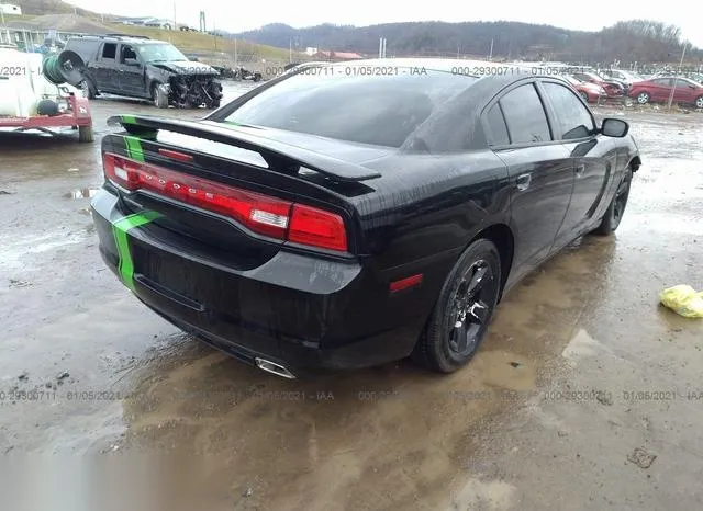 2C3CDXBG4DH593307 2013 2013 Dodge Charger- SE 4