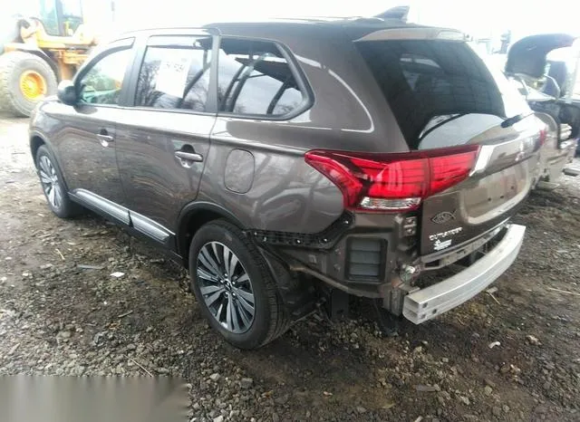 JA4AD2A3XLZ004175 2020 2020 Mitsubishi Outlander- ES 2-4 3