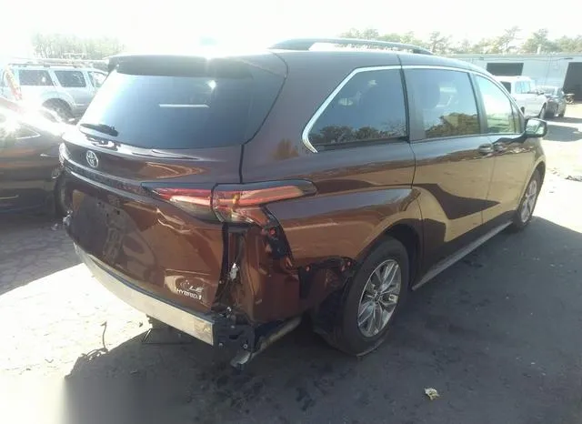 5TDKRKEC1MS062555 2021 2021 Toyota Sienna- LE 4