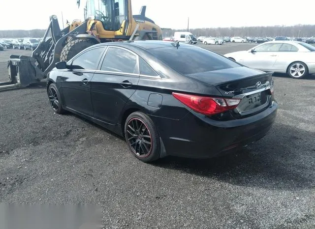 5NPEB4AC1DH609557 2013 2013 Hyundai Sonata- Gls 3