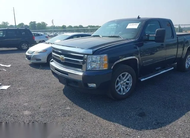 1GCVKSE25BZ188633 2011 2011 Chevrolet Silverado 1500- LT 2