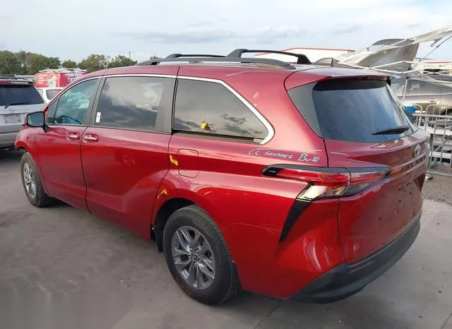 5TDYRKEC0NS088463 2022 2022 Toyota Sienna- Xle 3