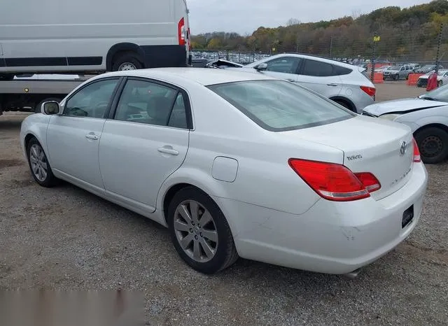 4T1BK36B85U015550 2005 2005 Toyota Avalon- Xls 3