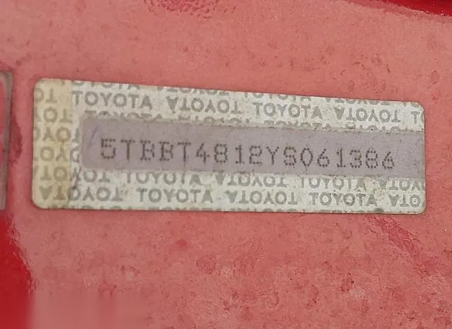 5TBBT4812YS061386 2000 2000 Toyota Tundra- Ltd V8 9