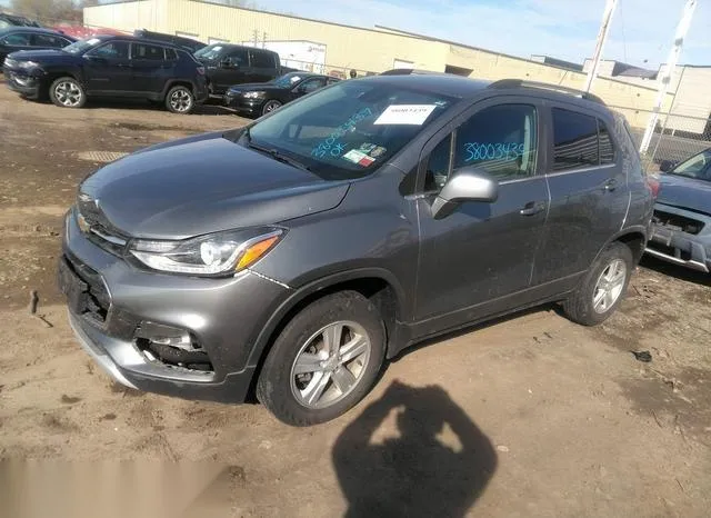 3GNCJPSB2LL275059 2020 2020 Chevrolet Trax- Awd Lt 2