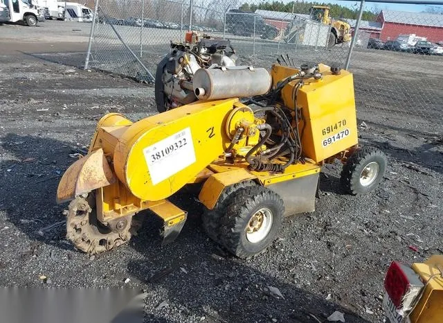 1R90509176M210007 2006 2006 Rayc Stump Grinder 4