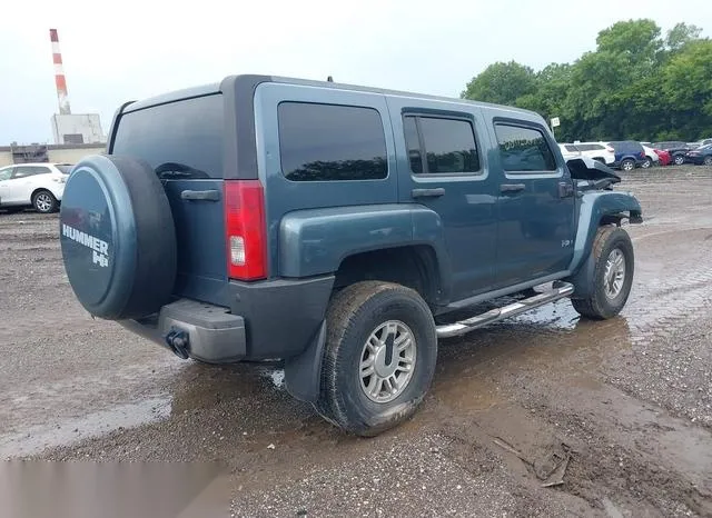 5GTDN136268169710 2006 2006 Hummer H3- SUV 4