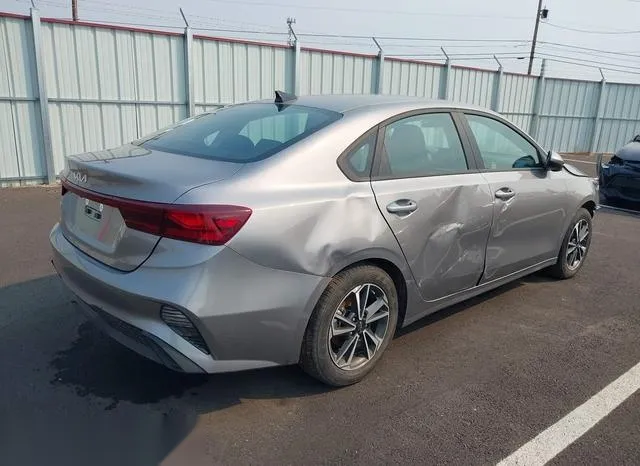 3KPF24AD4PE688177 2023 2023 KIA Forte- Lxs 4