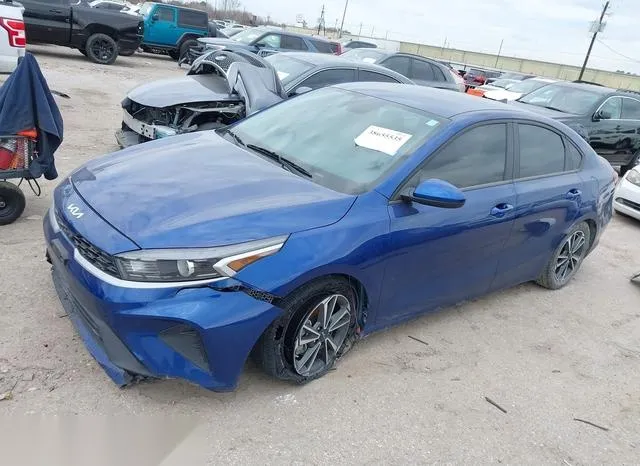 3KPF24AD8NE492997 2022 2022 KIA Forte- Lxs 2