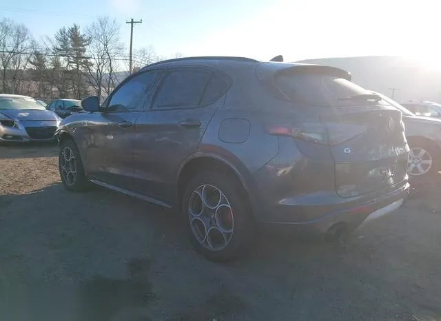 ZASPAKBN3R7D76462 2024 2024 Alfa Romeo Stelvio- Ti Awd 3