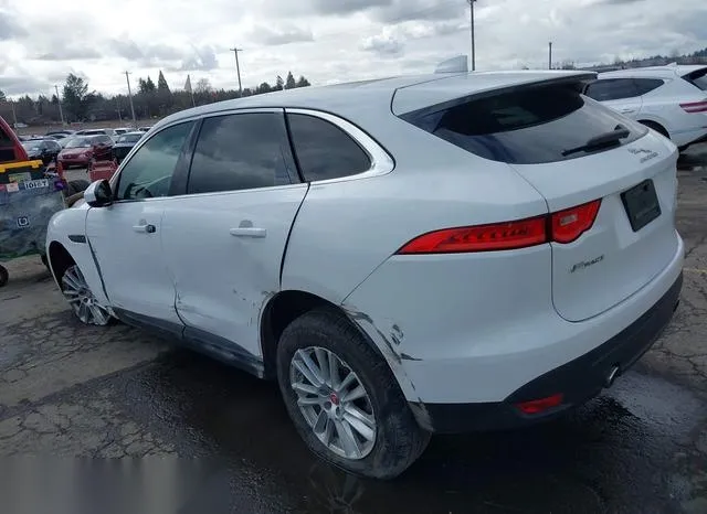 SADCK2BVXHA061667 2017 2017 Jaguar F-Pace- 35T Prestige 3