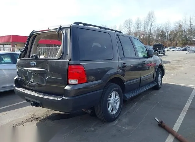 1FMPU15585LA33648 2005 2005 Ford Expedition- Xlt 4