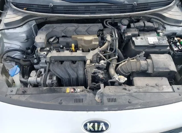 3KPA24AD6LE307787 2020 2020 KIA Rio- S 10