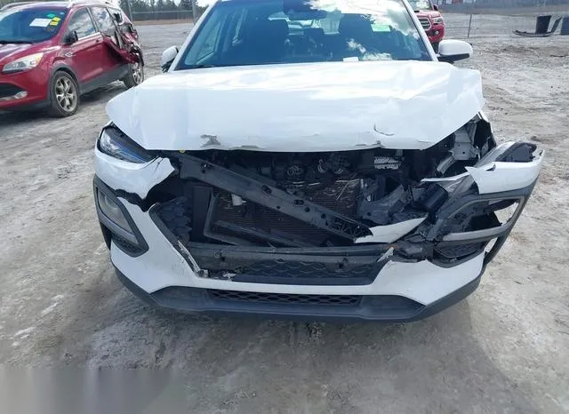 KM8K12AA6KU241674 2019 2019 Hyundai Kona- SE 6