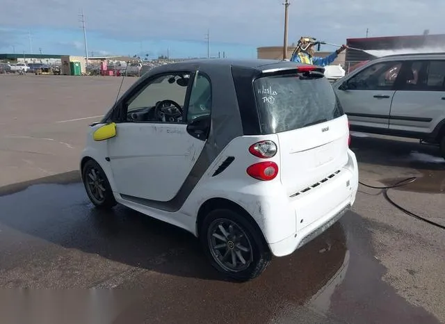 WMEEJ3BA3EK742433 2014 2014 Smart Fortwo- Passion/Pure 3