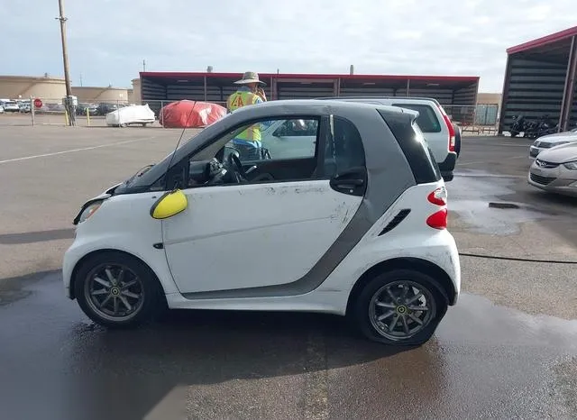 WMEEJ3BA3EK742433 2014 2014 Smart Fortwo- Passion/Pure 6