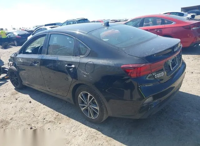 3KPF24AD9PE658253 2023 2023 KIA Forte- Lxs 3