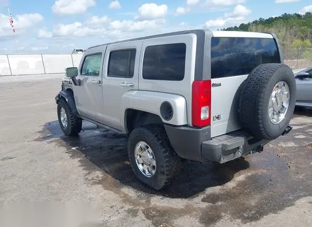 5GTMNJEE8A8139219 2010 2010 Hummer H3- SUV Luxury 3