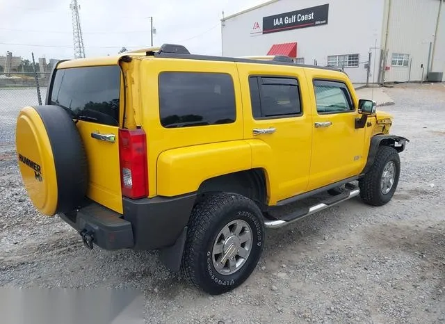 5GTDN136368107300 2006 2006 Hummer H3- SUV 4