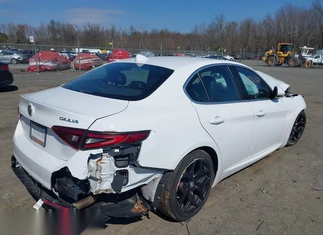 ZARFAMAN8K7621320 2019 2019 Alfa Romeo Giulia- Rwd 4