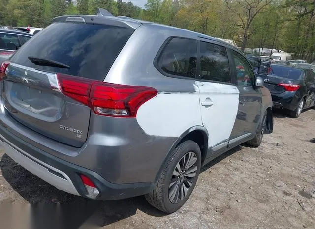 JA4AD3A38KZ013140 2019 2019 Mitsubishi Outlander- SE 4