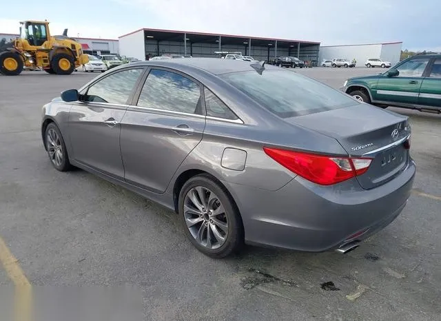 5NPEC4AC4BH045820 2011 2011 Hyundai Sonata- SE 3