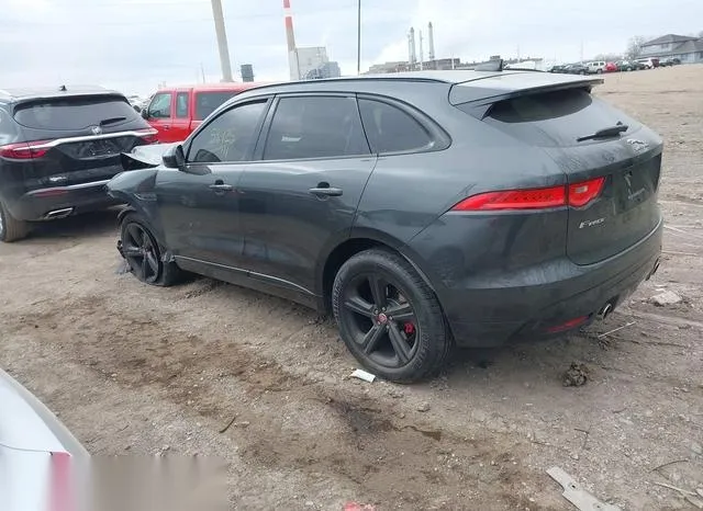 SADCM2BV8HA095486 2017 2017 Jaguar F-Pace- S 3