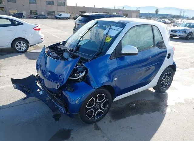 WMEFJ9BA6JK307018 2018 2018 Smart Fortwo- Electric Drive Pas 2