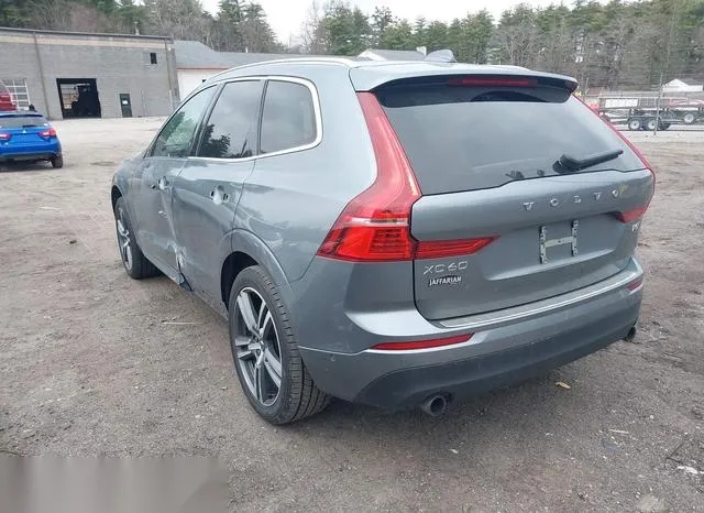 YV4102RK6J1080871 2018 2018 Volvo XC60- T5 Momentum 3