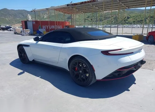 SCFRMFCW8KGM06814 2019 2019 Aston Martin DB11- Volante 3