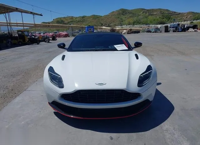 SCFRMFCW8KGM06814 2019 2019 Aston Martin DB11- Volante 6