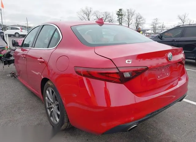 ZARFAEDN5H7543511 2017 2017 Alfa Romeo Giulia- Q4 3