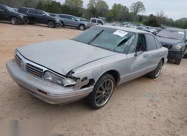 1G3HC52K3W4805756 1998 1998 Oldsmobile Regency 2