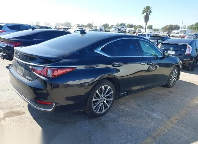 58ADA1C17MU013100 2021 2021 Lexus ES- 300H 4