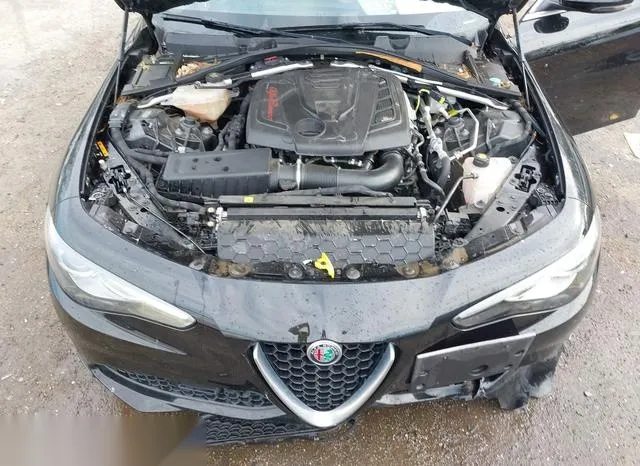 ZARFAECN1H7553745 2017 2017 Alfa Romeo Giulia- Ti Rwd 10