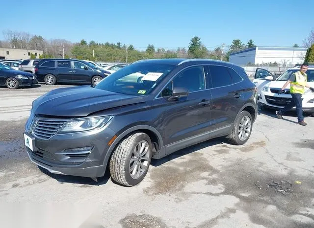 5LMCJ2D9XHUL61098 2017 2017 Lincoln MKC- Select 2