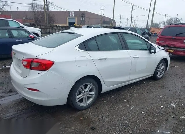 1G1BE5SM9J7171872 2018 2018 Chevrolet Cruze- Lt Auto 4