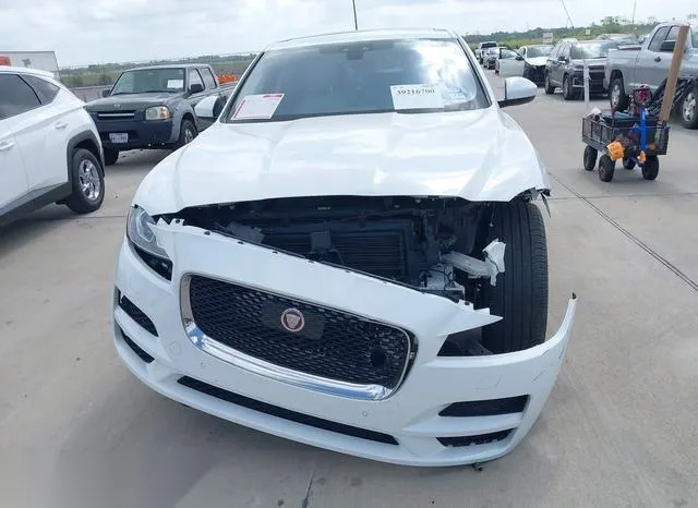 SADCK2GX1LA653378 2020 2020 Jaguar F-Pace- Prestige P300 Awd 6