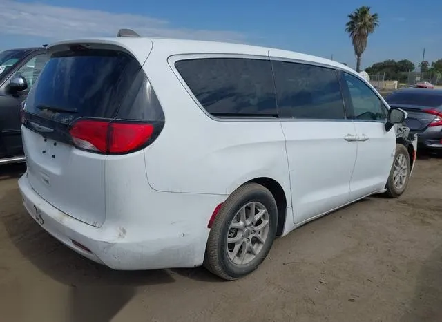 2C4RC1CG6NR160135 2022 2022 Chrysler Voyager- LX 4