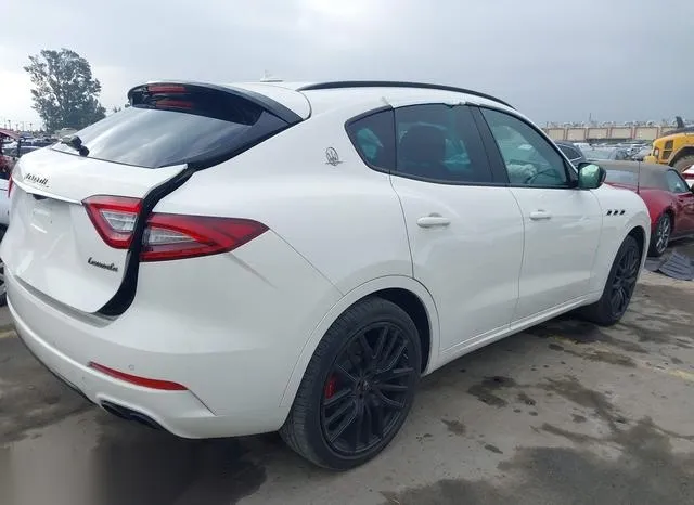 ZN661XUA0KX323556 2019 2019 Maserati Levante 4