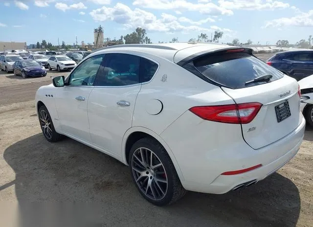 ZN661YUL2JX277542 2018 2018 Maserati Levante- S Granlusso 3