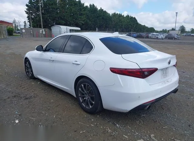 ZARFAEBN7J7571383 2018 2018 Alfa Romeo Giulia- Rwd 3