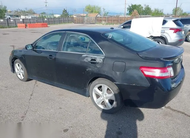 4T1BF3EK6BU133324 2011 2011 Toyota Camry- SE 3