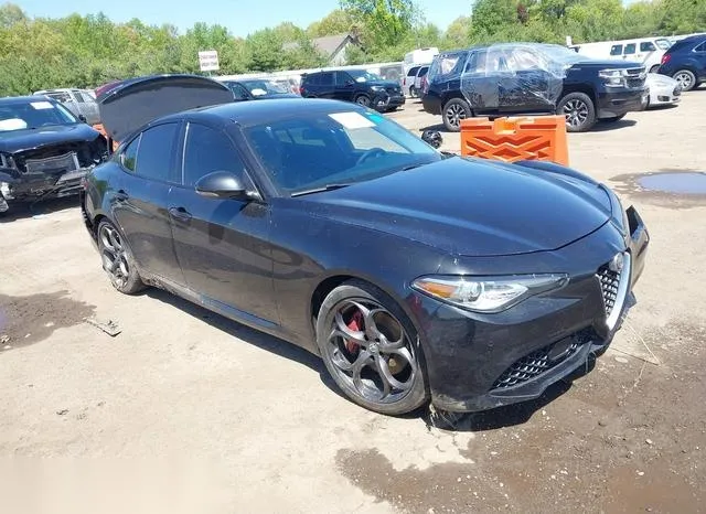 ZARFAEEN0H7544208 2017 2017 Alfa Romeo Giulia- Ti Awd 1