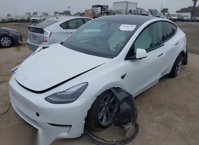 7SAYGDEE0RF077110 2024 2024 Tesla Model Y- Long Range Dual M 2