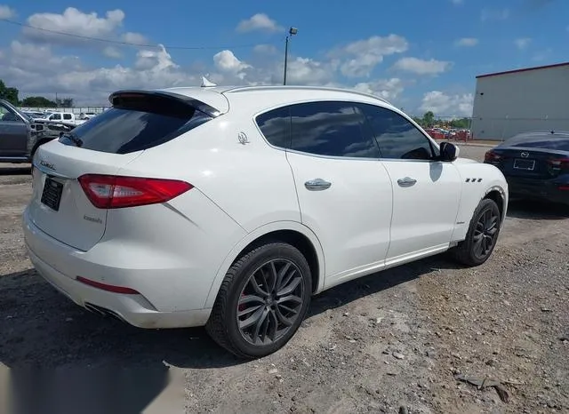 ZN661XUL0JX298190 2018 2018 Maserati Levante- Granlusso 4