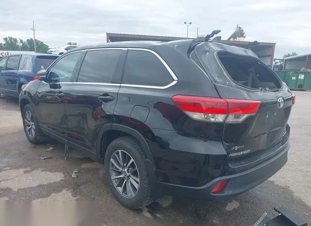 5TDJZRFH2KS626564 2019 2019 Toyota Highlander- Xle 3