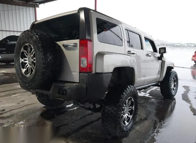 5GTDN136368120399 2006 2006 Hummer H3- SUV 4