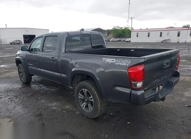 5TFDZ5BN0HX013752 2017 2017 Toyota Tacoma- Dbl Cab/Sr5/Trd 3