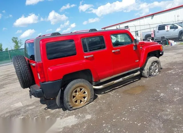 5GTDN136X68321698 2006 2006 Hummer H3- SUV 4